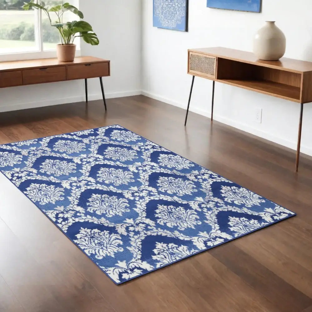 4' X 6' Blue Floral Dhurrie Area Rug - Homeroots - Flyclothing LLC
