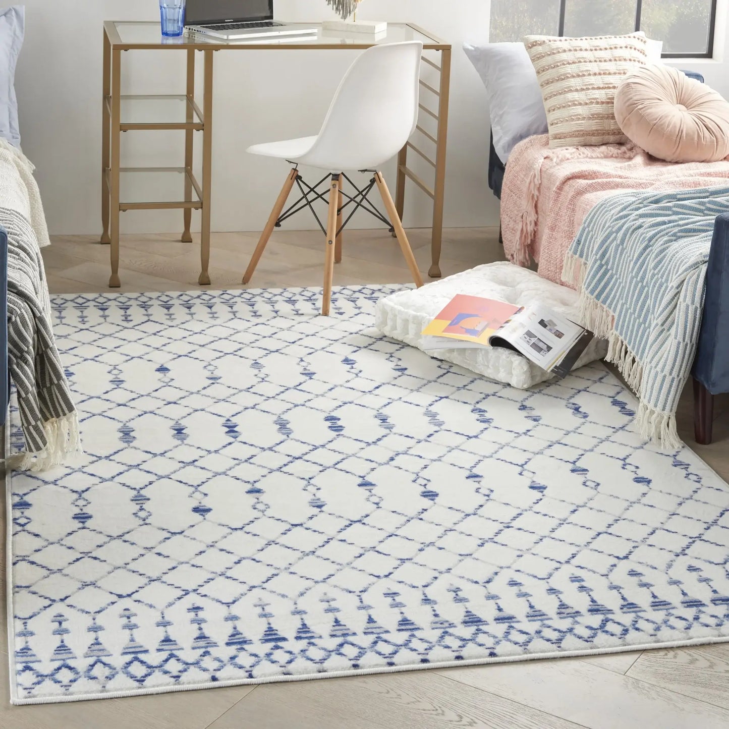 6' X 9' Ivory Geometric Berber Area Rug - Homeroots - Flyclothing LLC