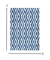 5' X 7' Blue And Ivory Geometric Dhurrie Area Rug - Homeroots - Flyclothing LLC