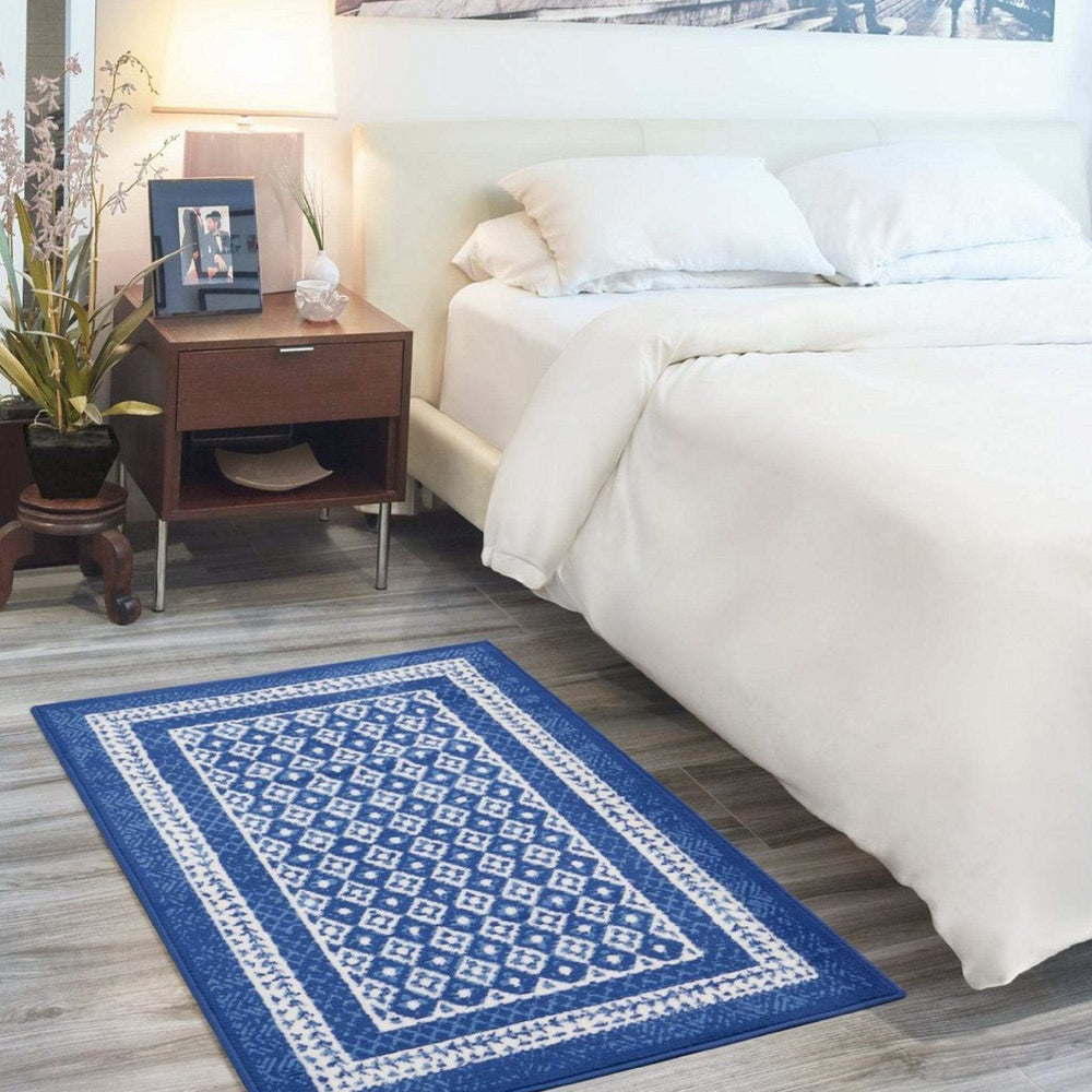 4' X 6' Navy Blue Geometric Dhurrie Area Rug - Homeroots - Flyclothing LLC