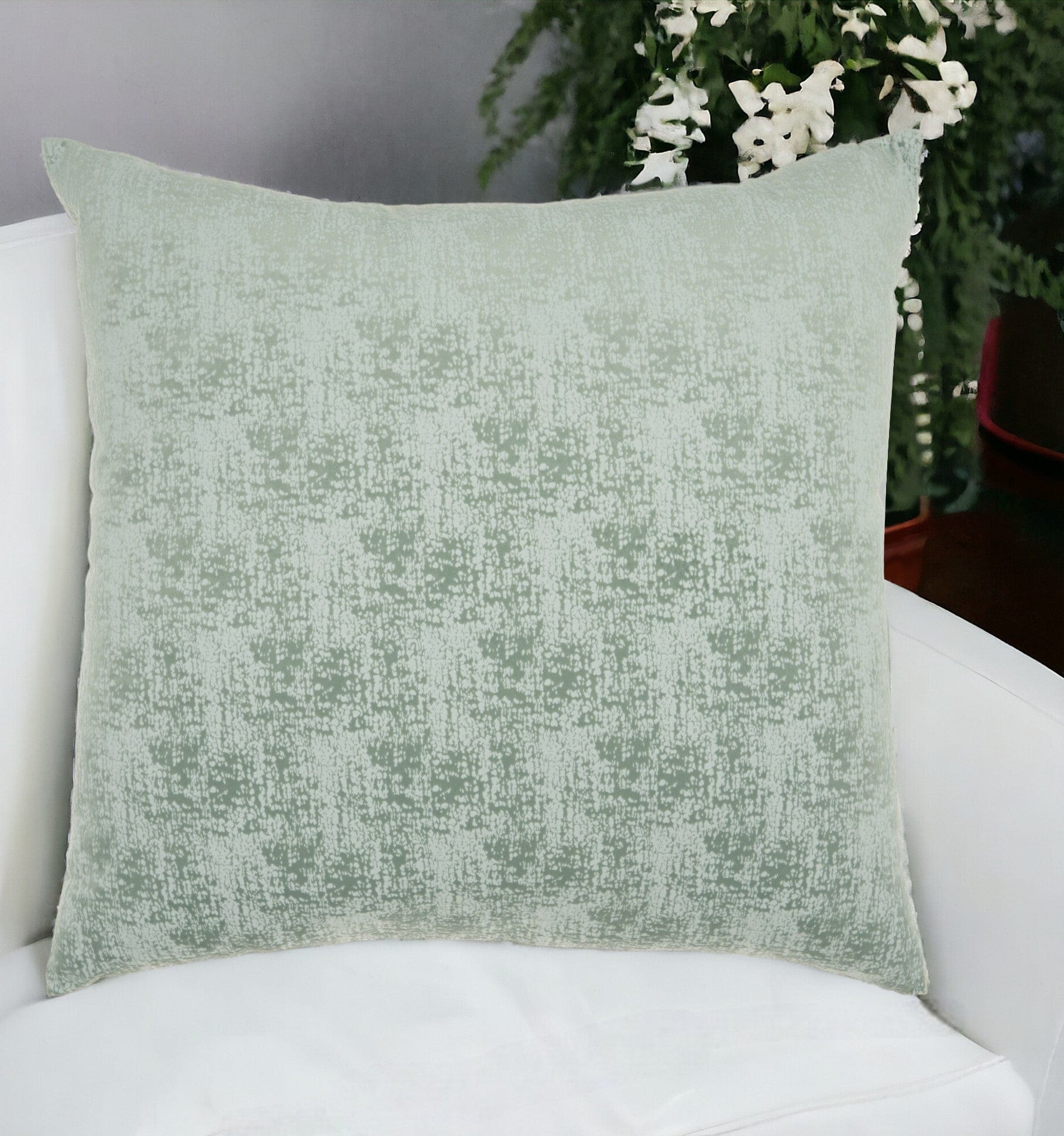 22" Green Abstract Throw Pillow - Homeroots - Flyclothing LLC