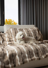 Beige Faux Fur Ombre Plush Throw - Homeroots - Flyclothing LLC