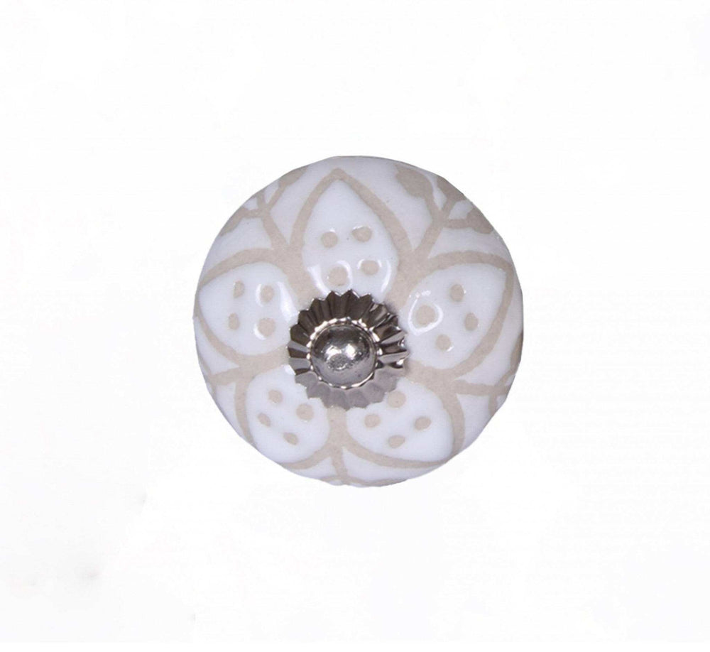 Set Of Twelve Vintage Beige And White Floral Ceramic Knobs - Homeroots - Flyclothing LLC