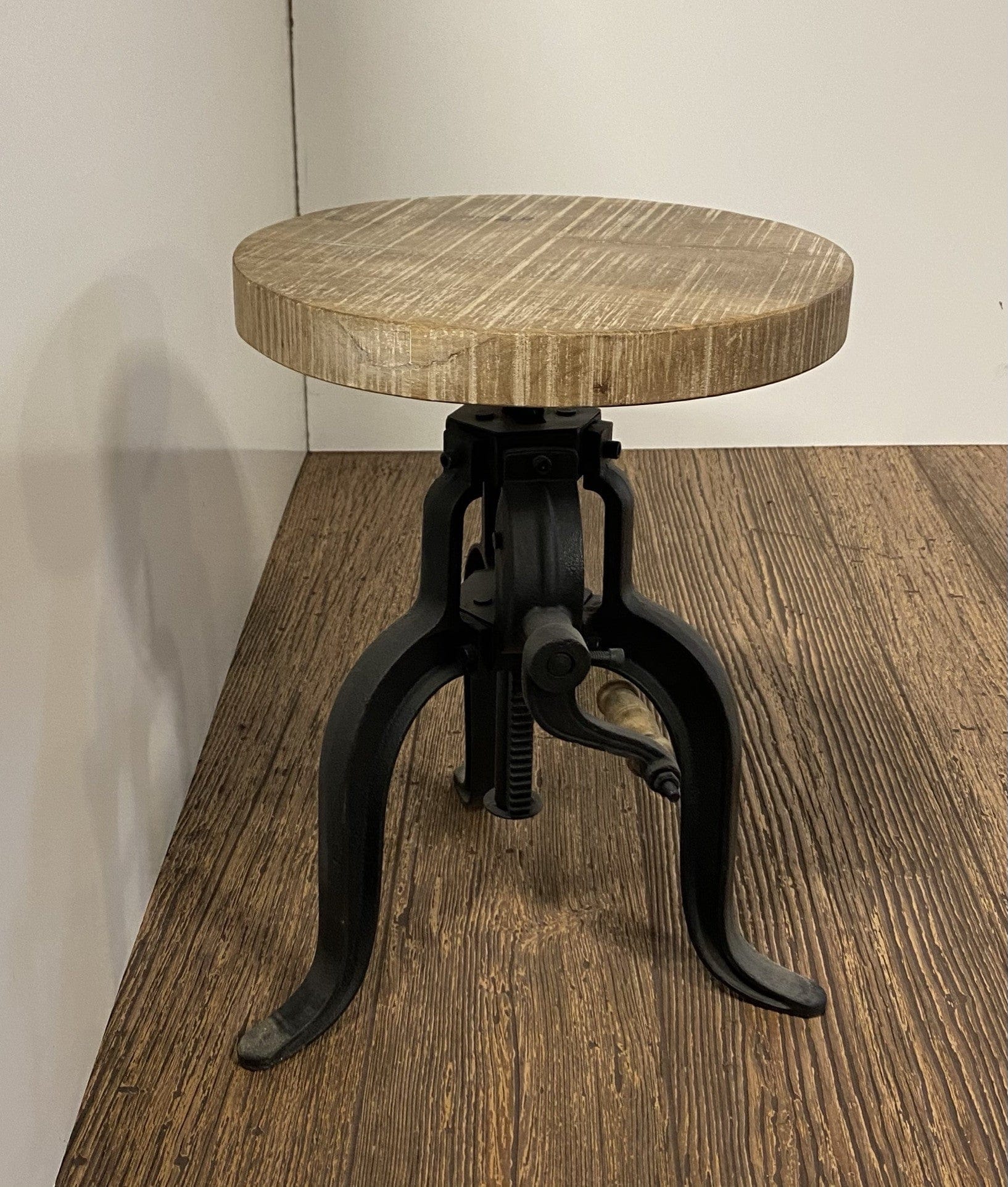 24" Brown And Black Iron Backless Counter Height Bar Chair - Homeroots - Flyclothing LLC