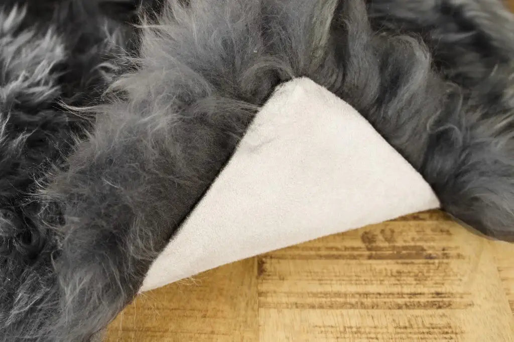 3' X 5' Gray Natural Sheepskin Area Rug - Homeroots - Flyclothing LLC