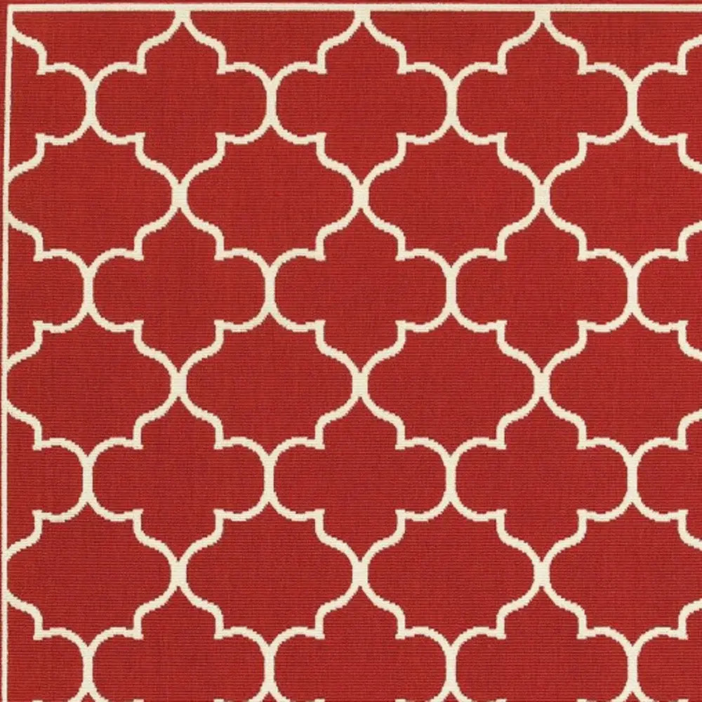 4' X 6' Red and Ivory Indoor Outdoor Area Rug - Homeroots - Flyclothing LLC
