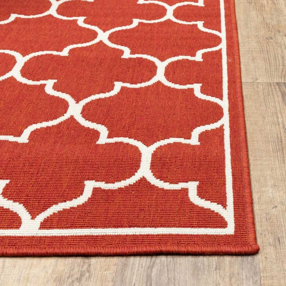8' X 8' Red and Ivory Round Indoor Outdoor Area Rug - Homeroots - Flyclothing LLC