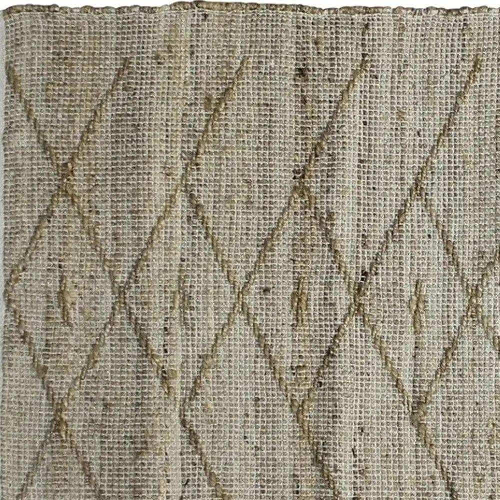 2' X 3' Beige Distressed Tribal Scatter Rug - Homeroots - Flyclothing LLC