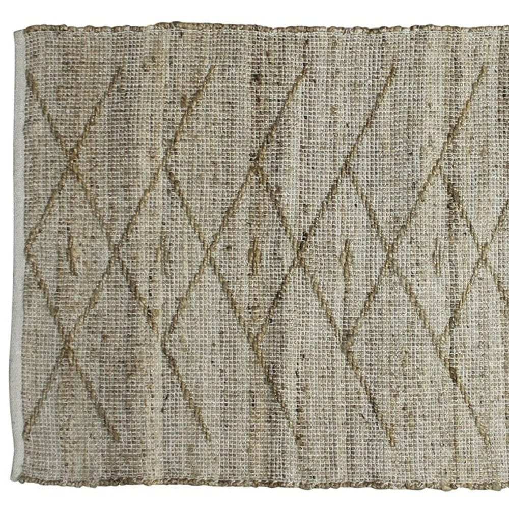 2' X 3' Beige Distressed Tribal Scatter Rug - Homeroots - Flyclothing LLC