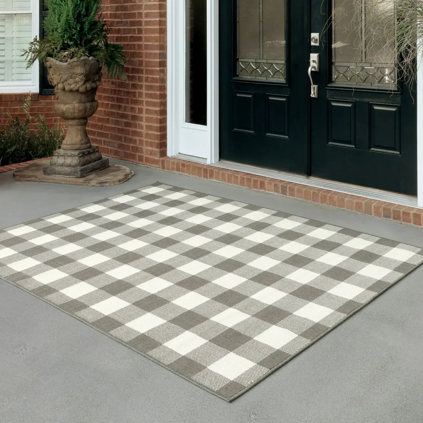 7' X 10' Gray and Ivory Indoor Outdoor Area Rug - Homeroots - Flyclothing LLC
