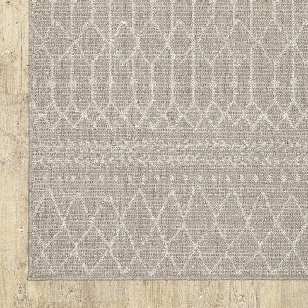 3' X 5' Gray and Ivory Indoor Outdoor Area Rug - Homeroots - Flyclothing LLC