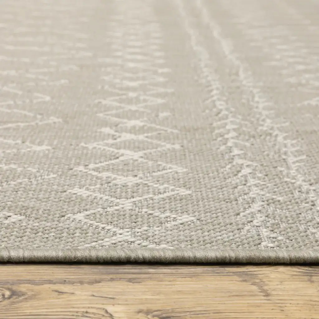 3' X 5' Gray and Ivory Indoor Outdoor Area Rug - Homeroots - Flyclothing LLC