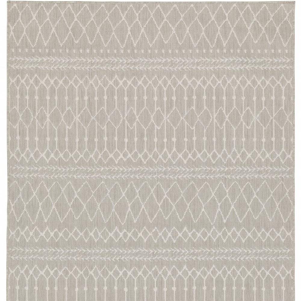 5' X 7' Gray and Ivory Indoor Outdoor Area Rug - Homeroots - Flyclothing LLC