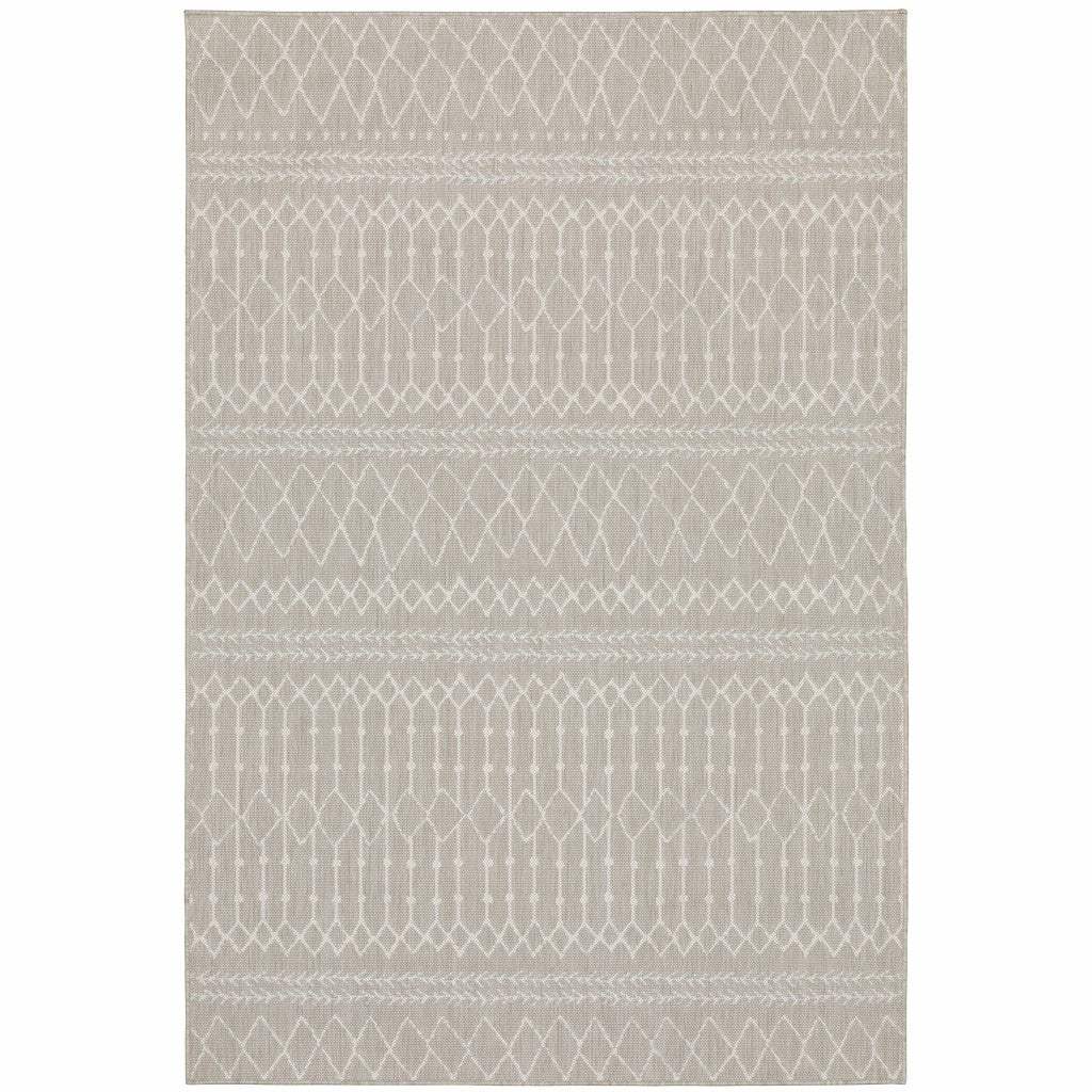 5' X 7' Gray and Ivory Indoor Outdoor Area Rug - Homeroots - Flyclothing LLC
