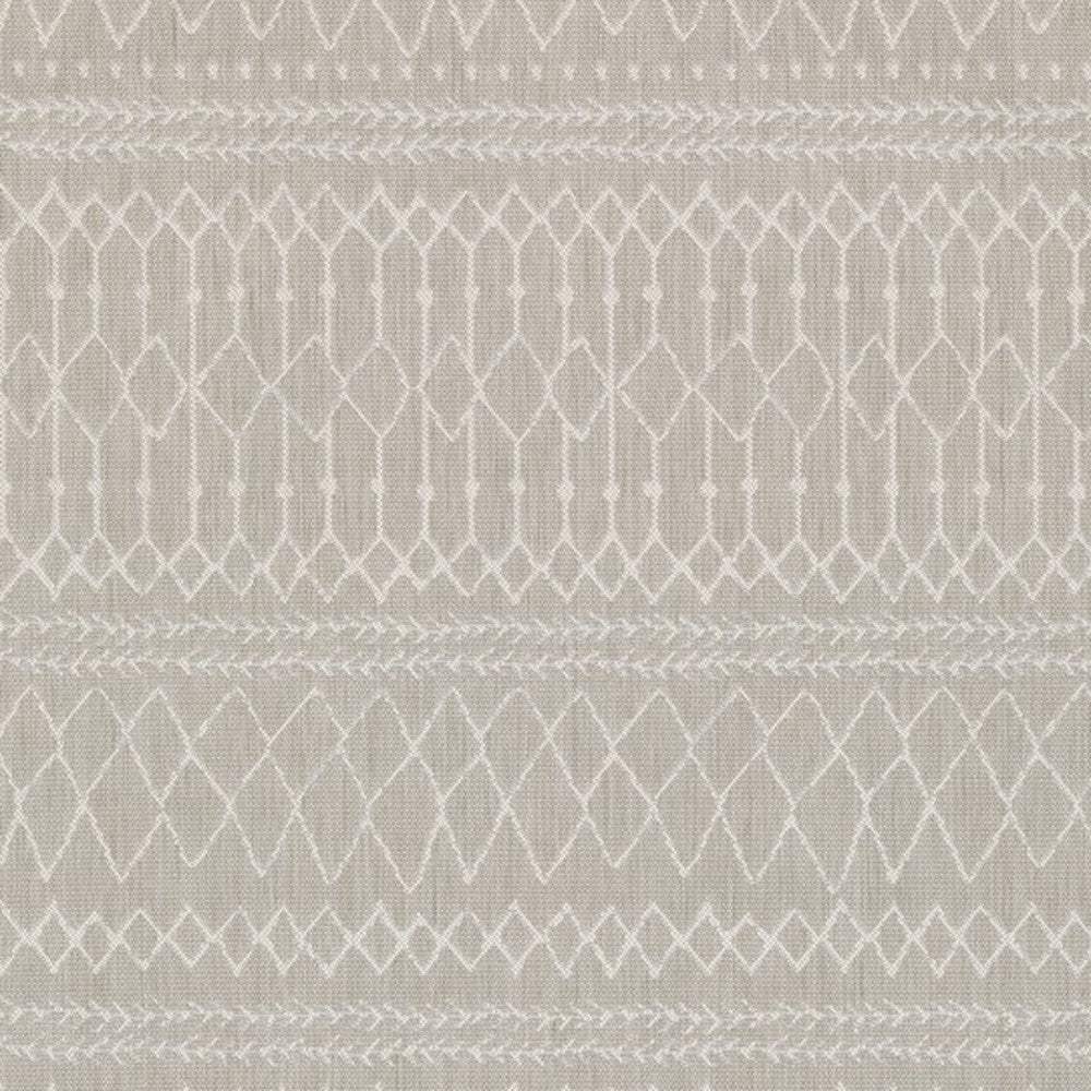 7' X 9' Gray and Ivory Indoor Outdoor Area Rug - Homeroots - Flyclothing LLC