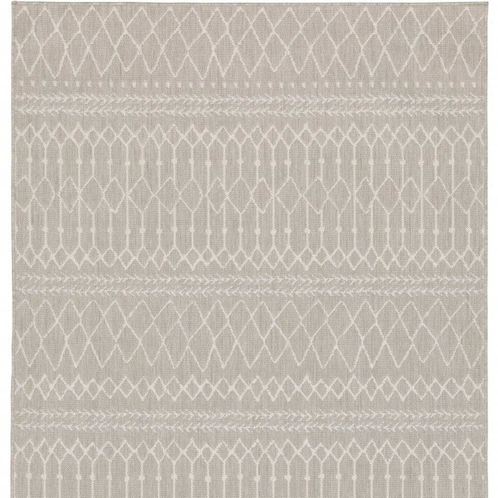 7' X 9' Gray and Ivory Indoor Outdoor Area Rug - Homeroots - Flyclothing LLC