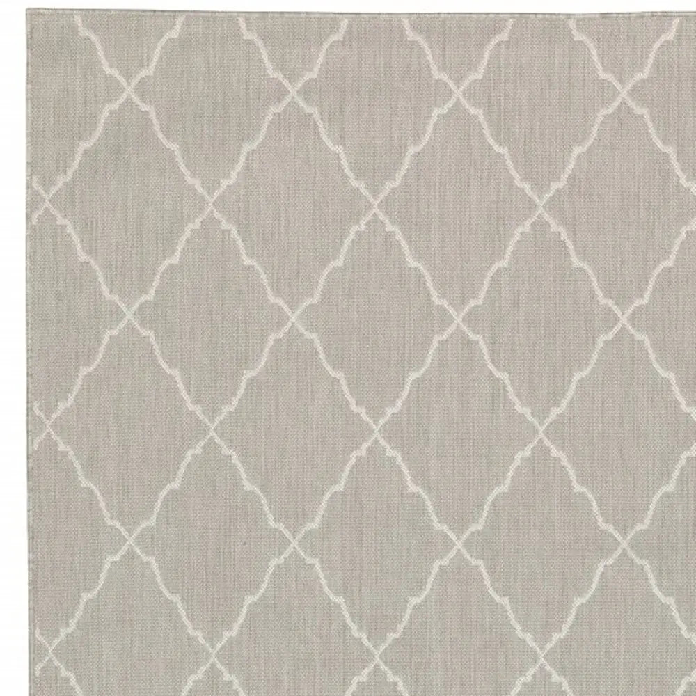 7' X 9' Gray and Ivory Indoor Outdoor Area Rug - Homeroots - Flyclothing LLC