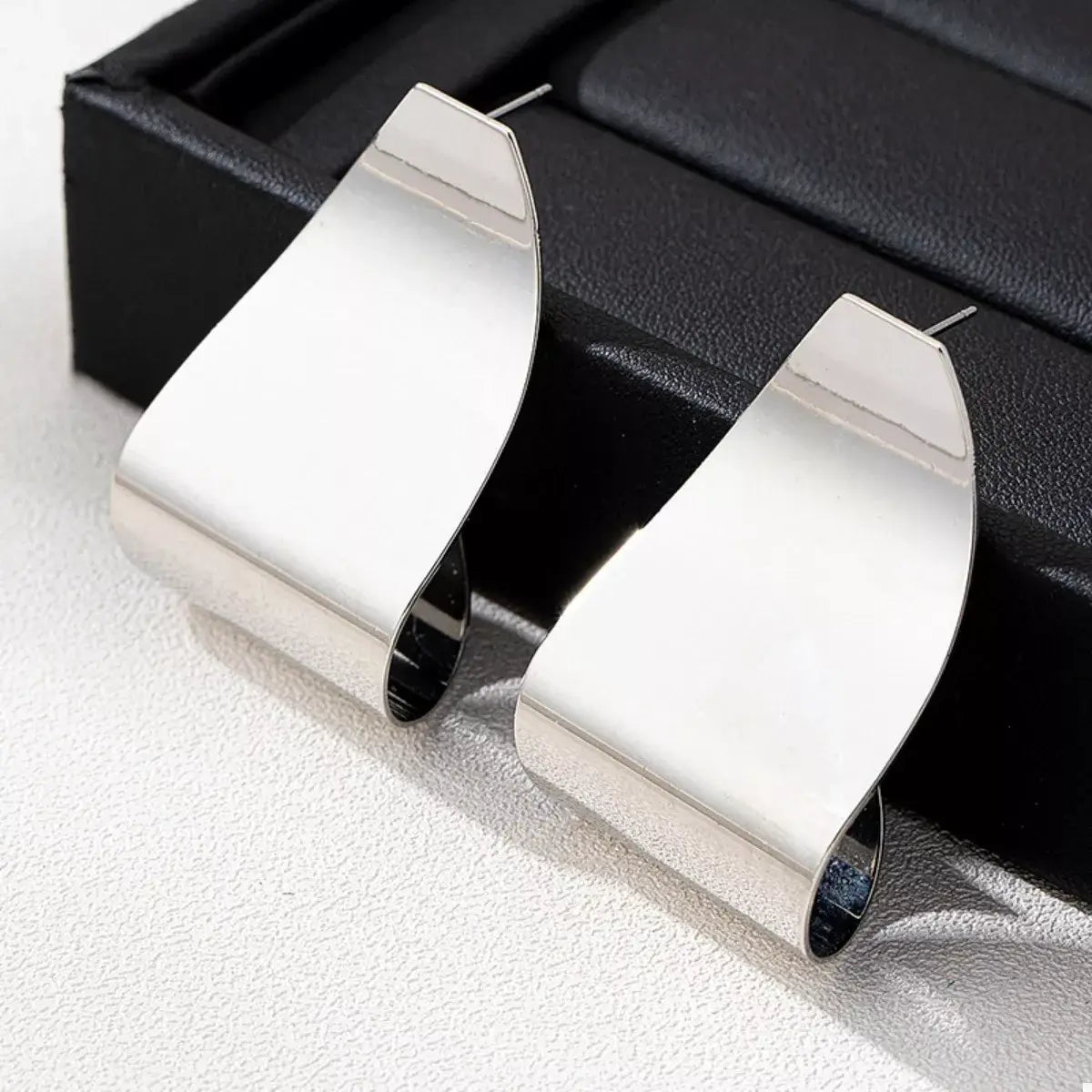 Alloy Geometric Earrings - Trendsi - Flyclothing LLC