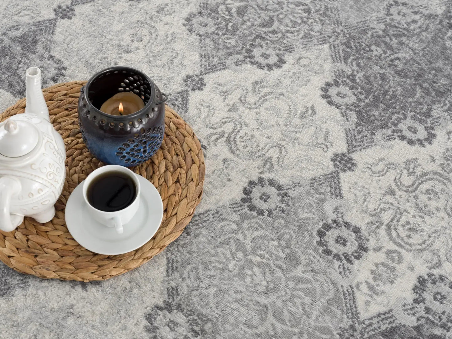 2' X 3' Gray Distressed Trellis Pattern Scatter Rug - Homeroots - Flyclothing LLC