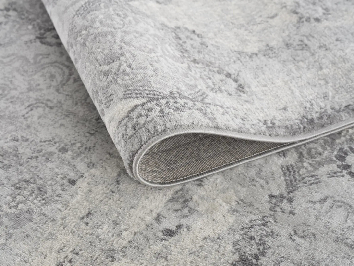 2' X 3' Gray Distressed Trellis Pattern Scatter Rug - Homeroots - Flyclothing LLC