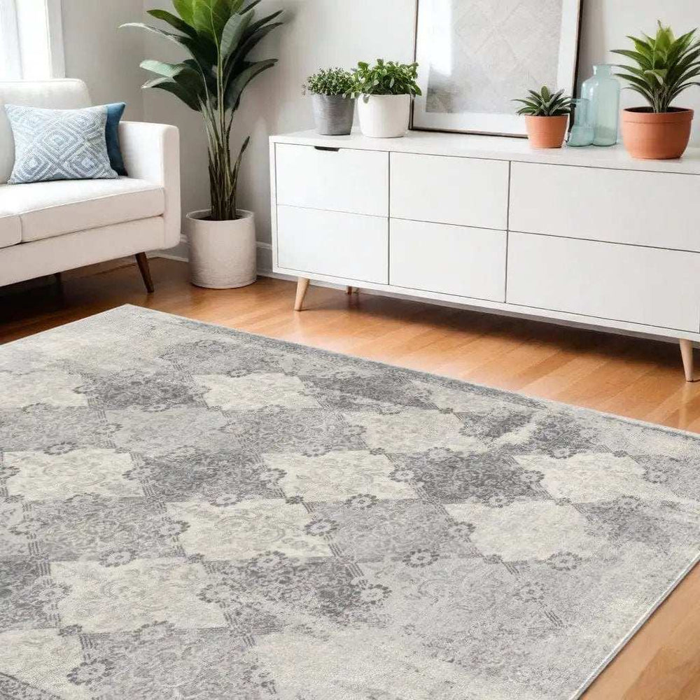 4' X 6' Gray Distressed Trellis Pattern Area Rug - Homeroots - Flyclothing LLC