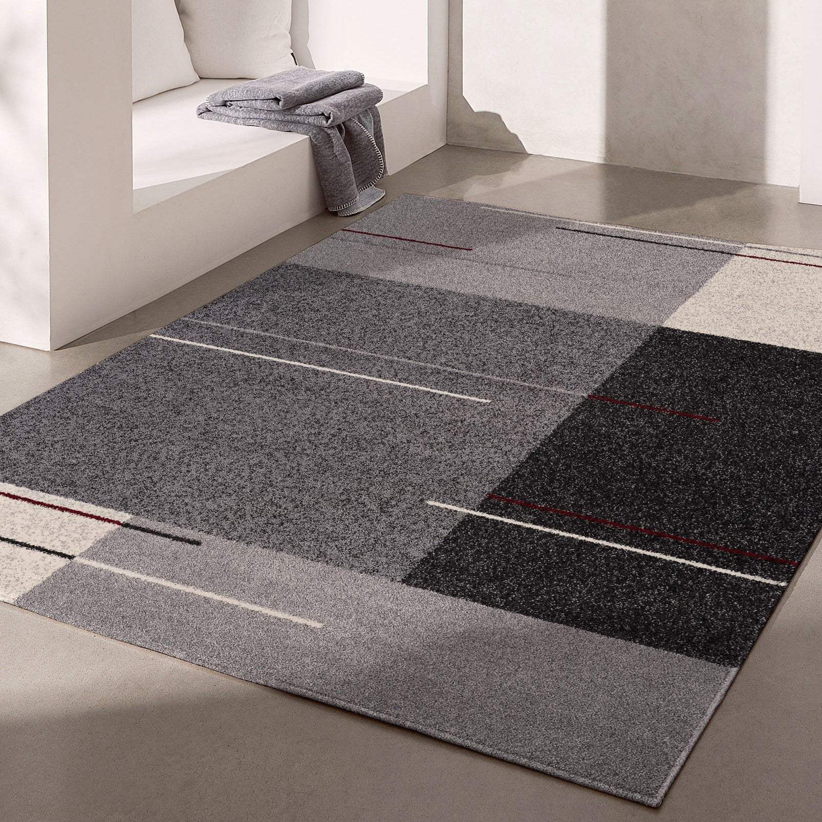 5' X 8' Gray Modern Geometric Area Rug - Homeroots - Flyclothing LLC