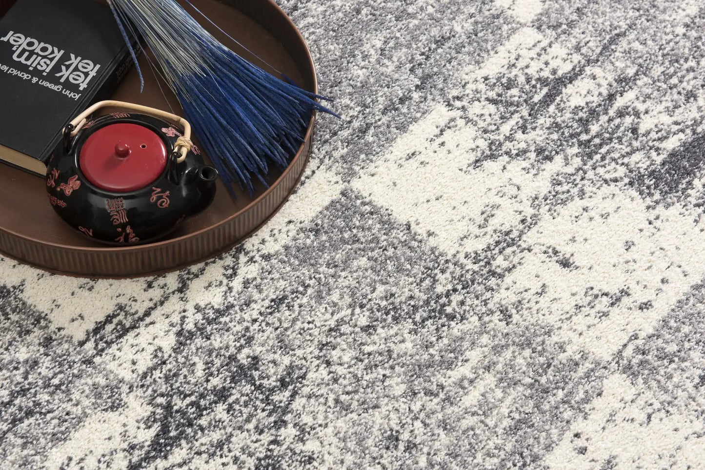 5' X 8' White And Gray Checkered Area Rug - Homeroots - Flyclothing LLC