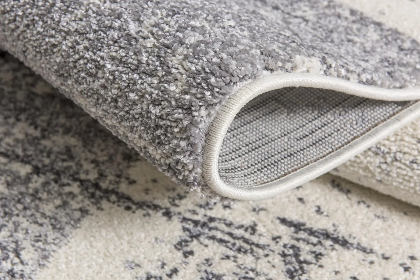 7' X 9' Gray and White Checkered Power Loom Distressed Area Rug - Homeroots - Flyclothing LLC