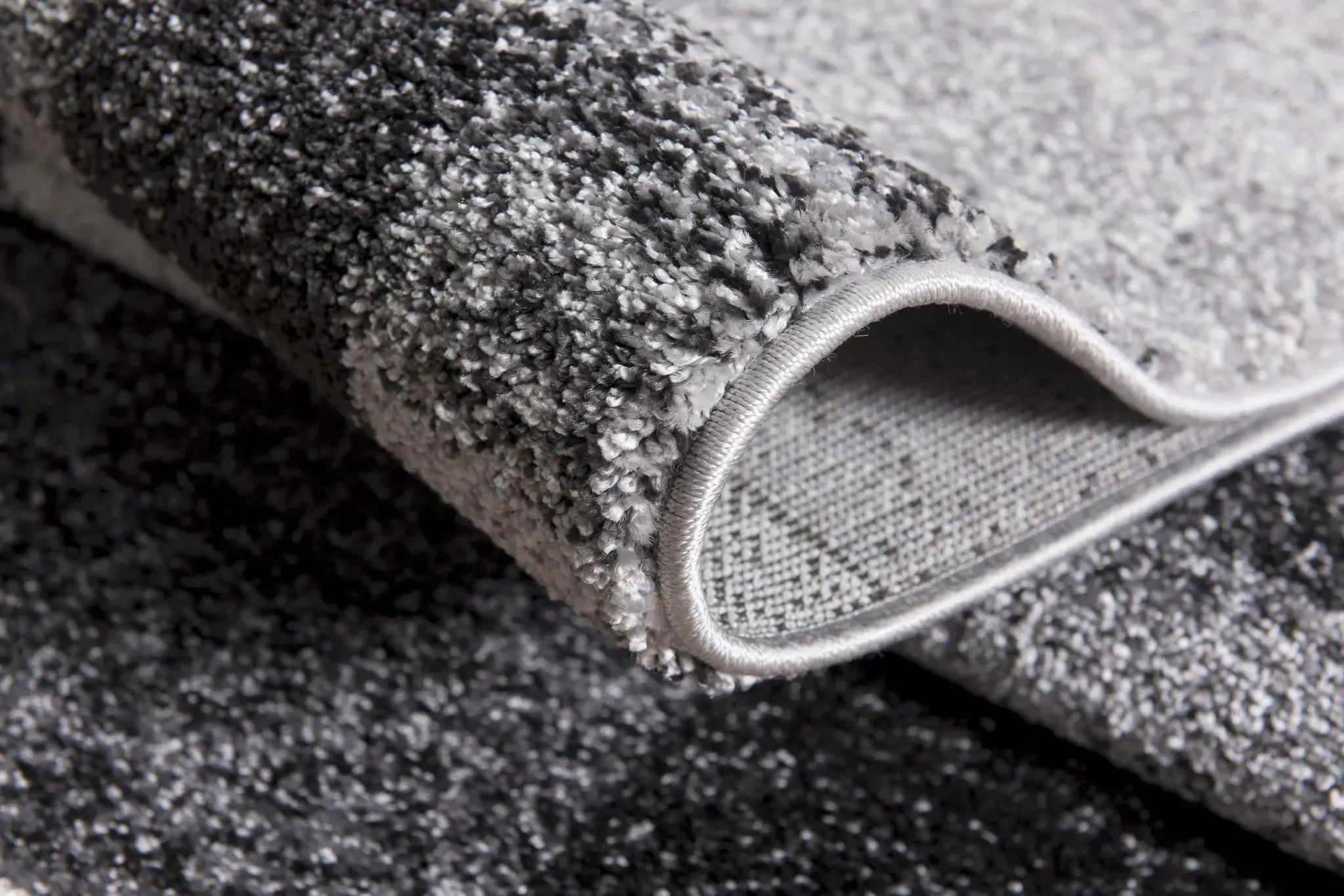 7' X 9' Gray Distressed Geometric Area Rug - Homeroots - Flyclothing LLC