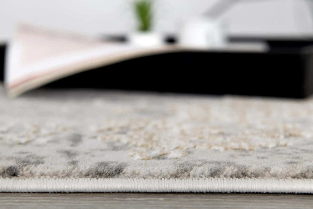 5' X 7' Gray And Ivory Abstract Dhurrie Area Rug - Homeroots - Flyclothing LLC