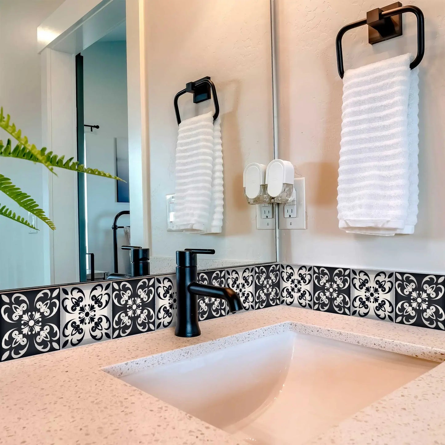 7" X 7" Black And White Quatro Peel And Stick Removable Tiles - Homeroots - Flyclothing LLC