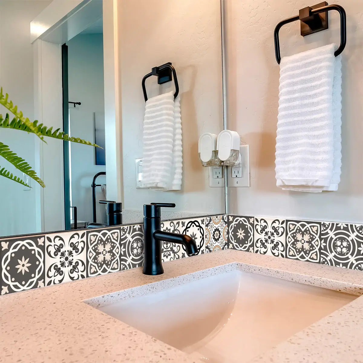 7" X 7" Charcoal And White Mosaic Peel And Stick Removable Tiles - Homeroots - Flyclothing LLC