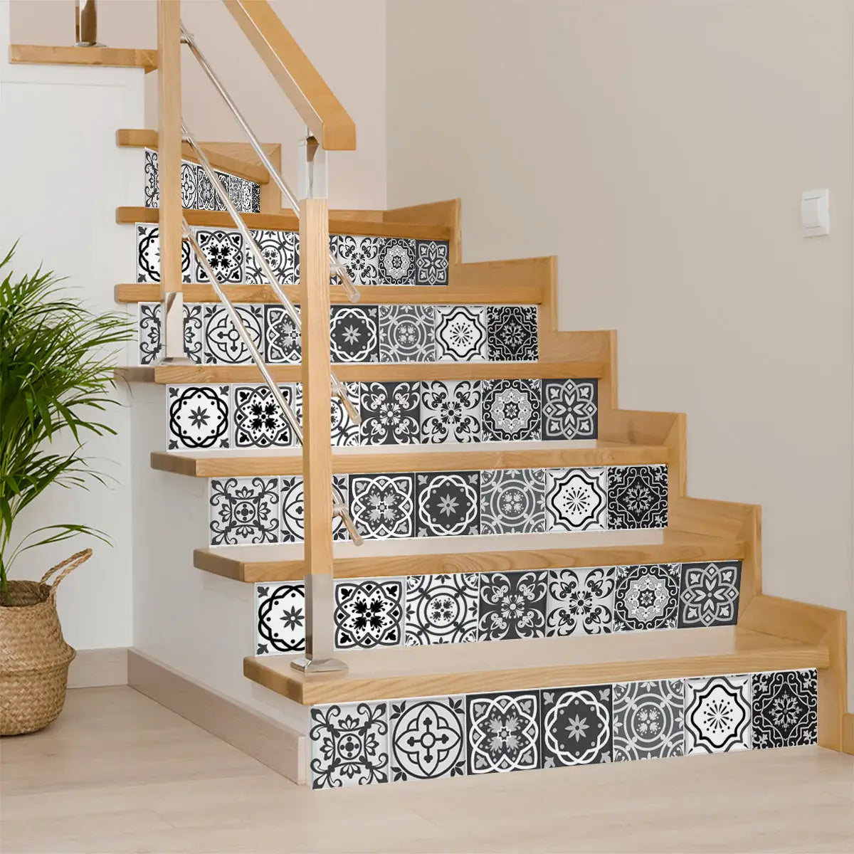 4" X 4" Shades Of Black Mosaic Peel And Stick Removable Tiles - Homeroots - Flyclothing LLC