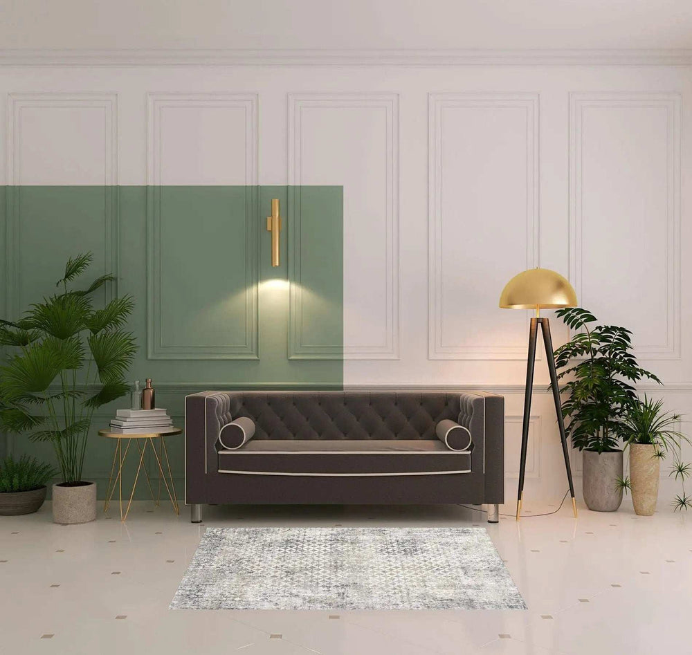 4' X 6' Gray And Ivory Distressed Area Rug - Homeroots - Flyclothing LLC