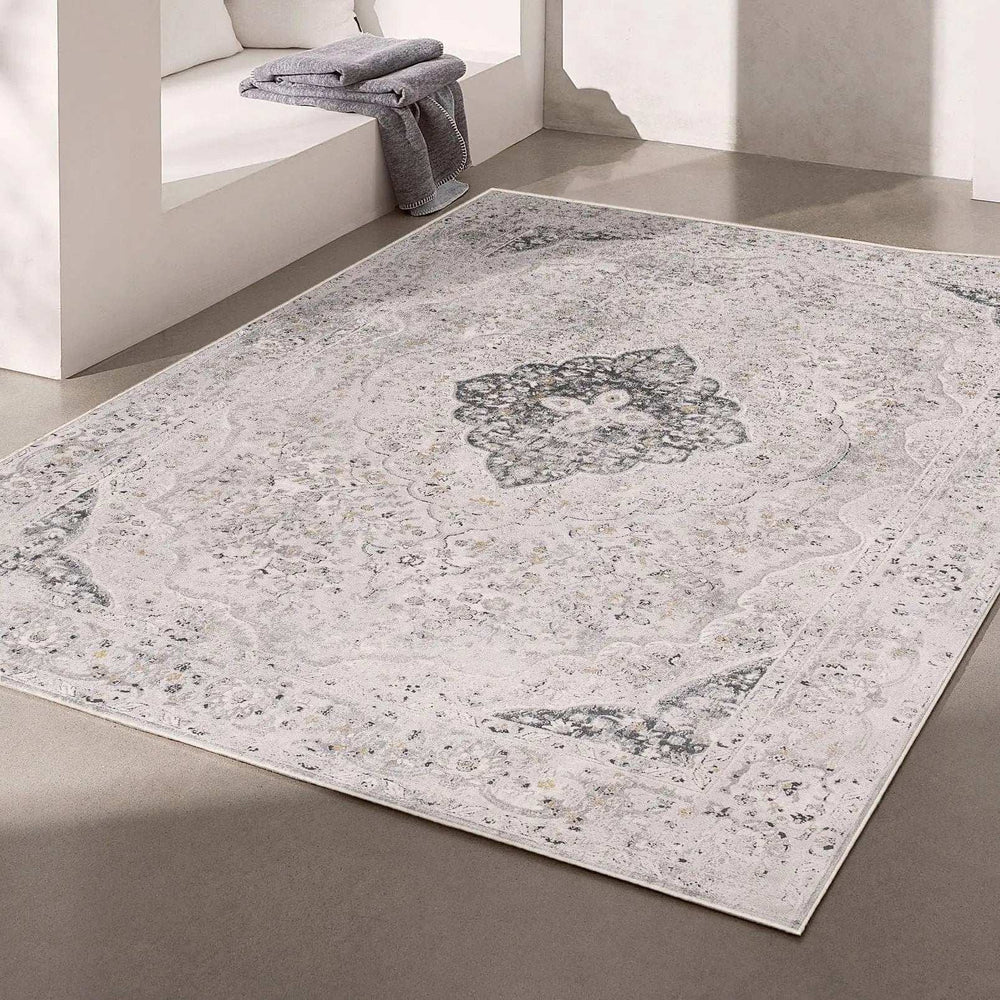 4' X 6' Grey Oriental Area Rug - Homeroots - Flyclothing LLC