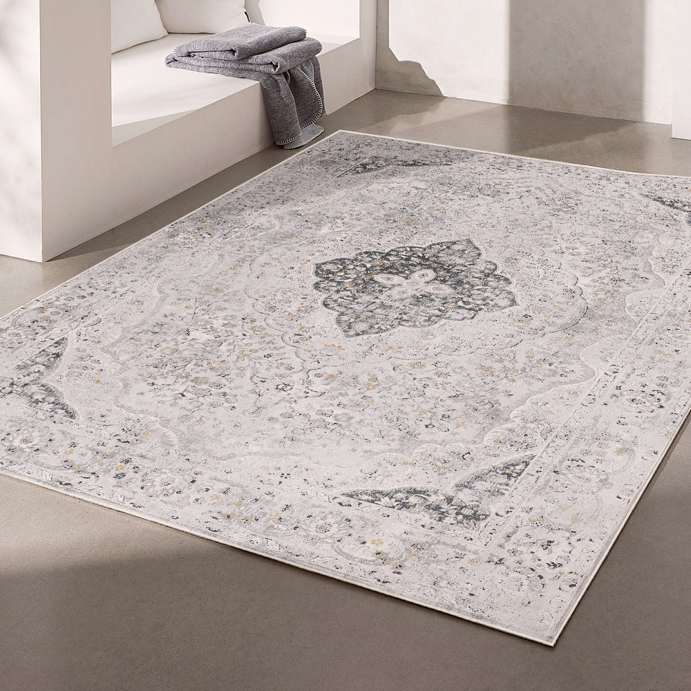 5' X 8' Gray Distressed Decorative Area Rug