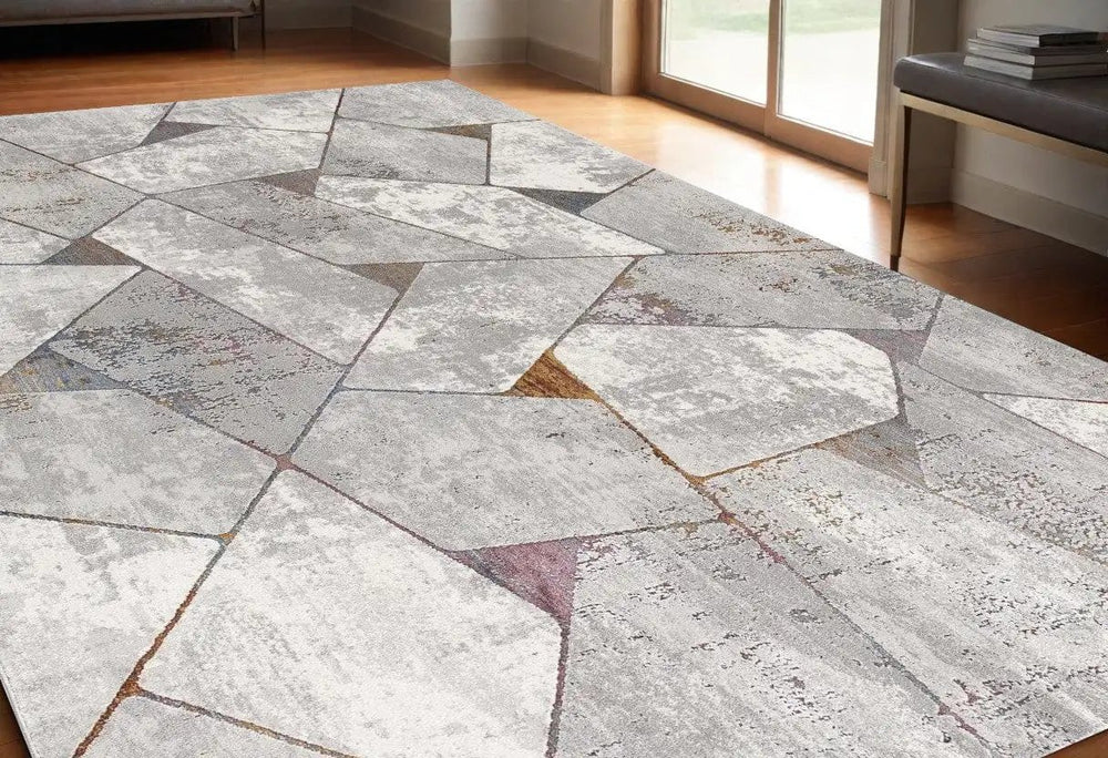 5' X 8' Grey Geometric Area Rug - Homeroots