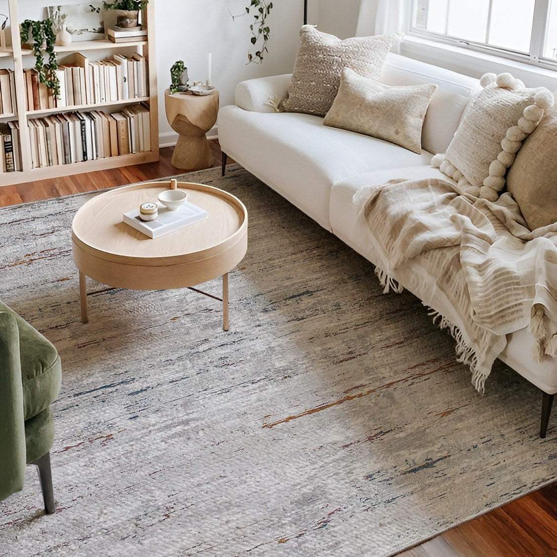 5' X 8' Beige And Gray Distressed Area Rug - Homeroots - Flyclothing LLC