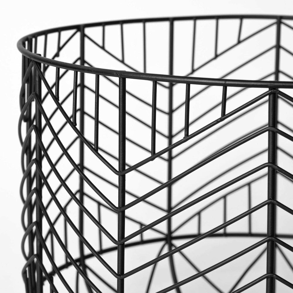 Set Of Two Black Metal Wire Chevron Bowls - Homeroots - Flyclothing LLC