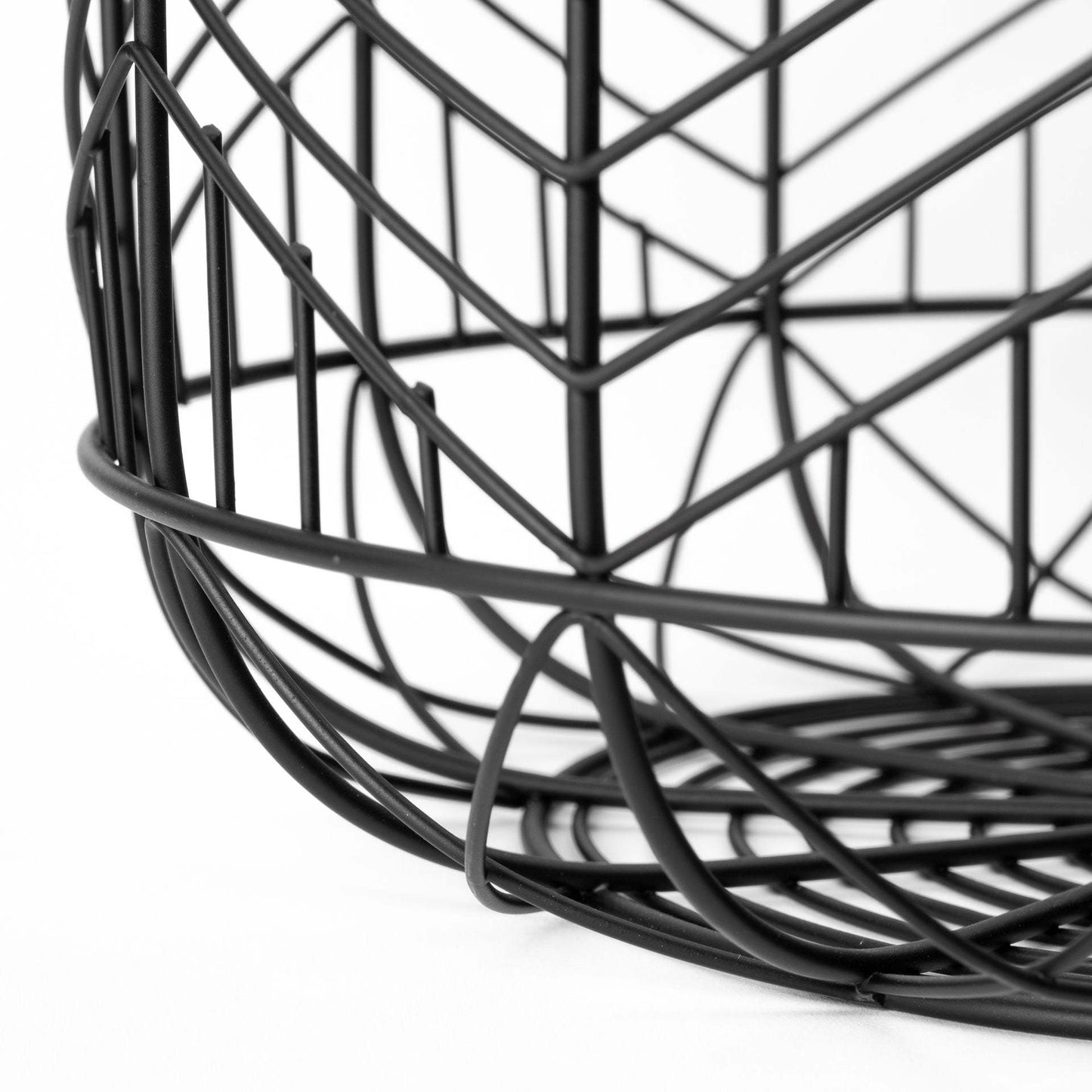 Set Of Two Black Metal Wire Chevron Bowls - Homeroots - Flyclothing LLC