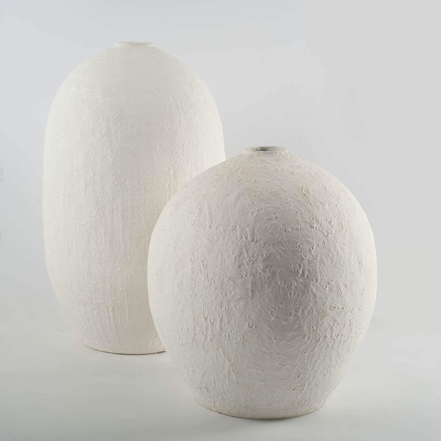32" Narrow White Textured Ceramic Vase - Homeroots - Flyclothing LLC