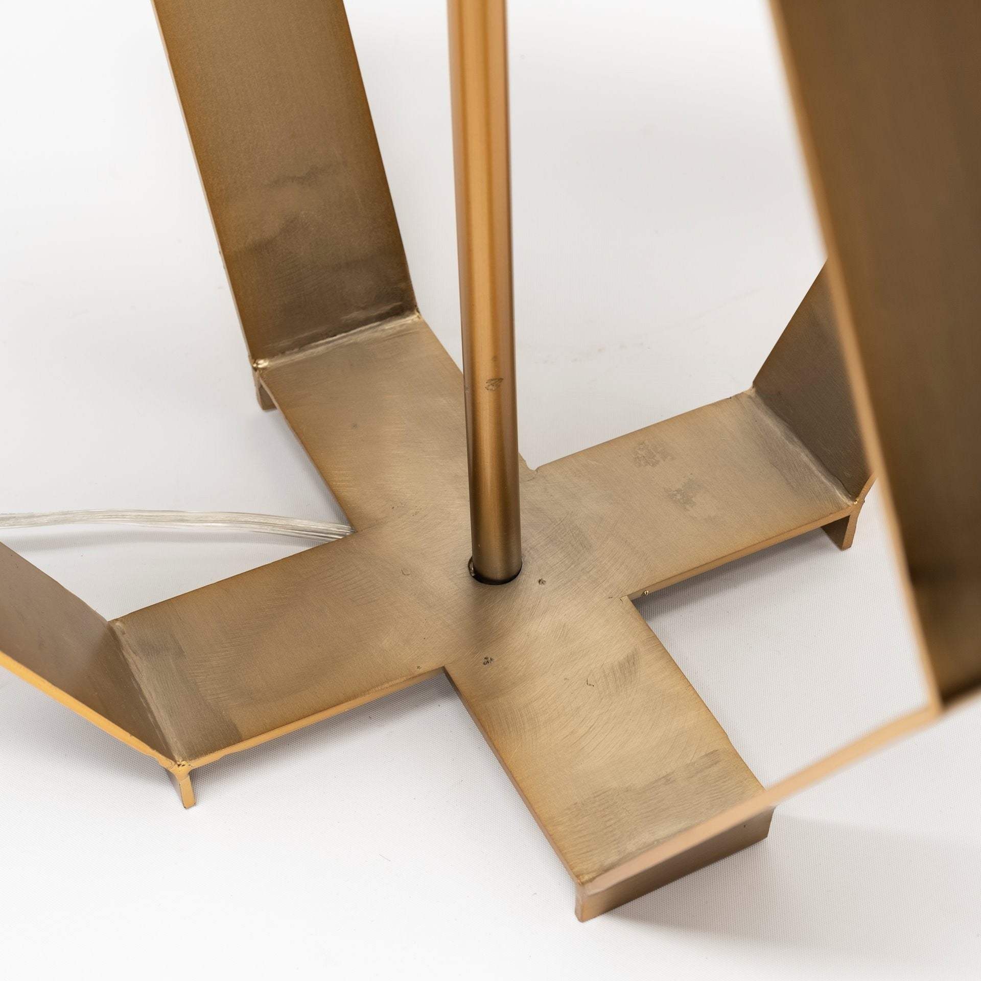 Gold Geometric Design Table Lamp - Homeroots - Flyclothing LLC