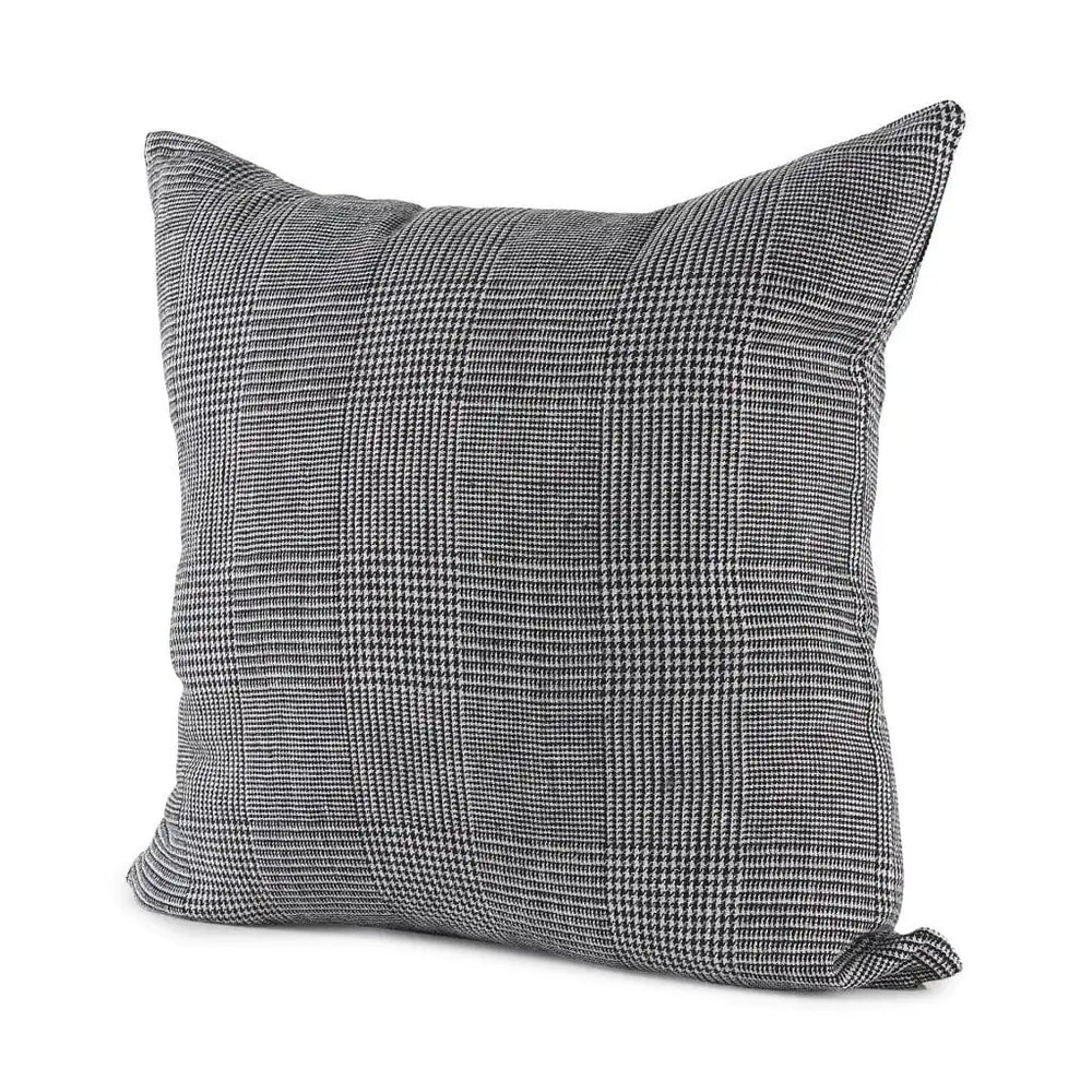 White And Black Pattern Throw Pillow Cover - Homeroots