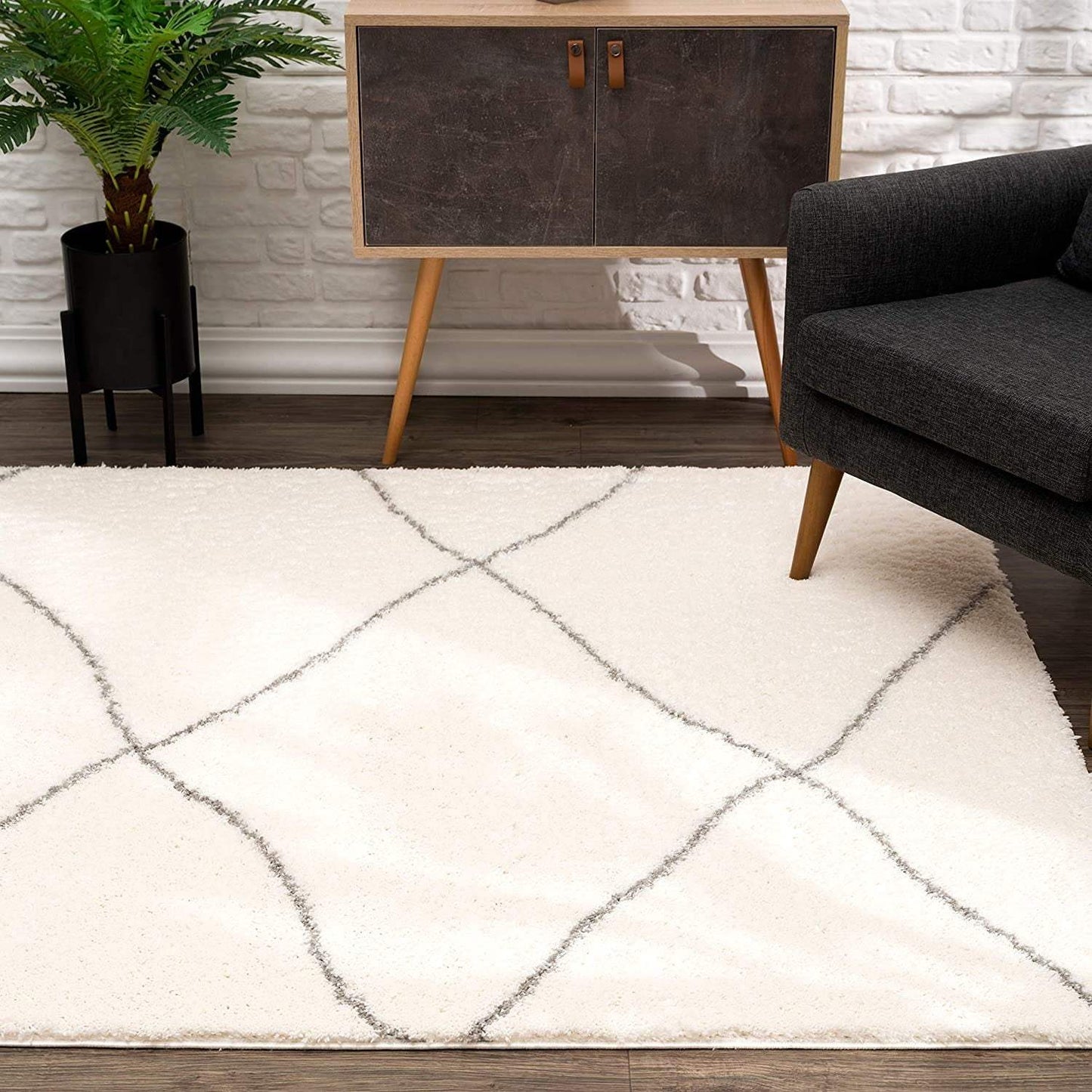 8' X 11' Ivory Modern Uneven Lattice Area Rug - Homeroots - Flyclothing LLC