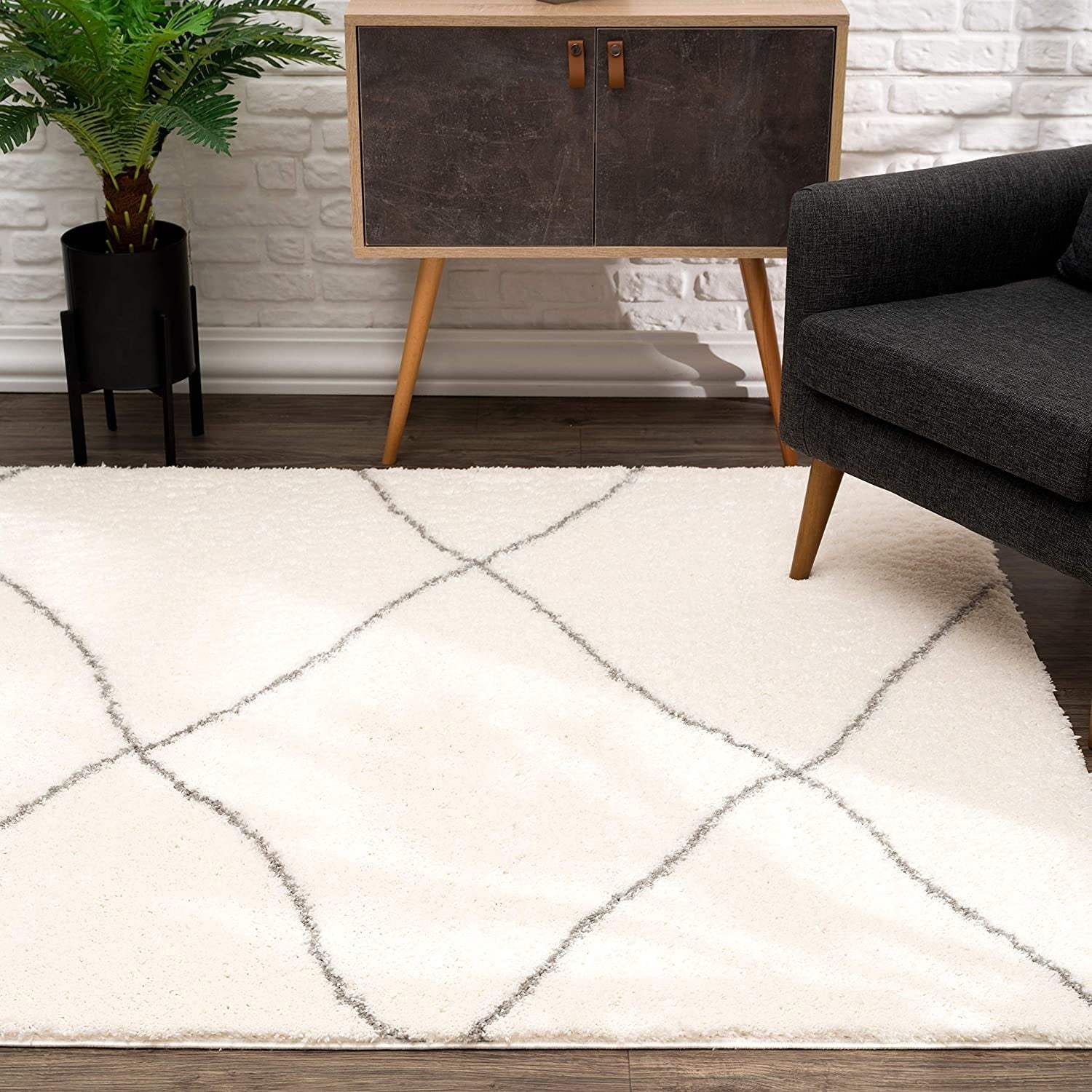 8' X 11' Ivory Modern Uneven Lattice Area Rug - Homeroots - Flyclothing LLC