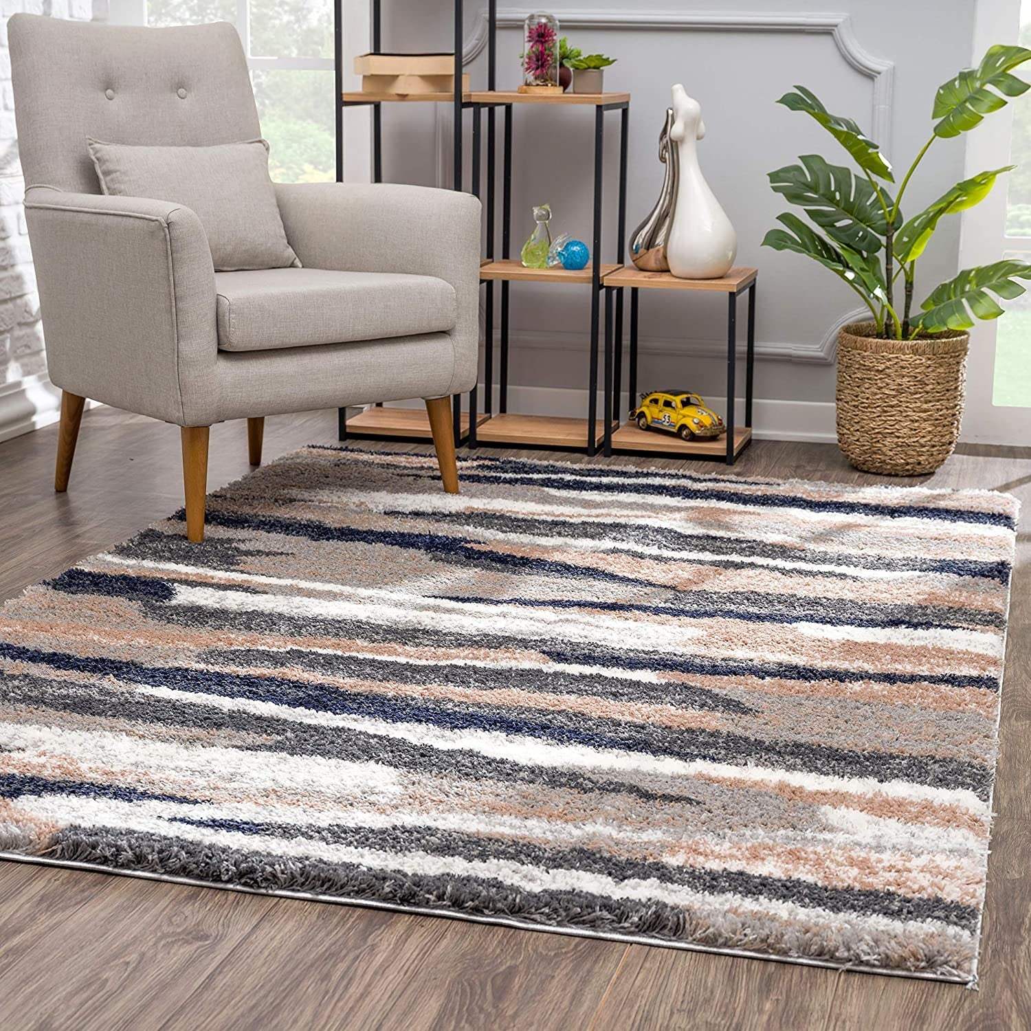 4' X 6' Gray And Black Strokes Area Rug - Homeroots - Flyclothing LLC