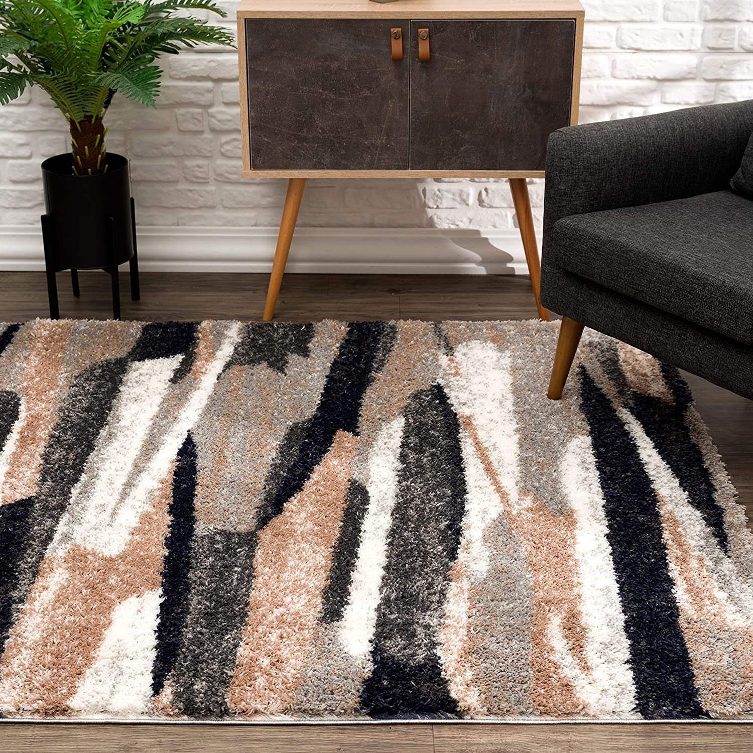 4' X 6' Gray And Black Strokes Area Rug - Homeroots - Flyclothing LLC
