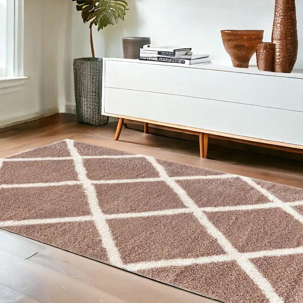 4' X 6' Beige Geometric Area Rug - Homeroots