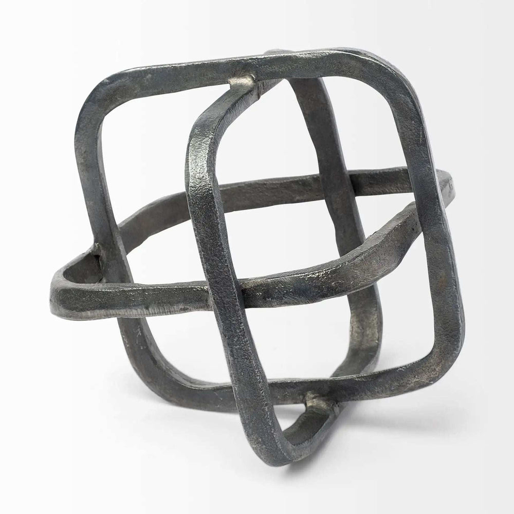 Silver Metal Cubed Shaped Link Sculpture - Homeroots - Flyclothing LLC