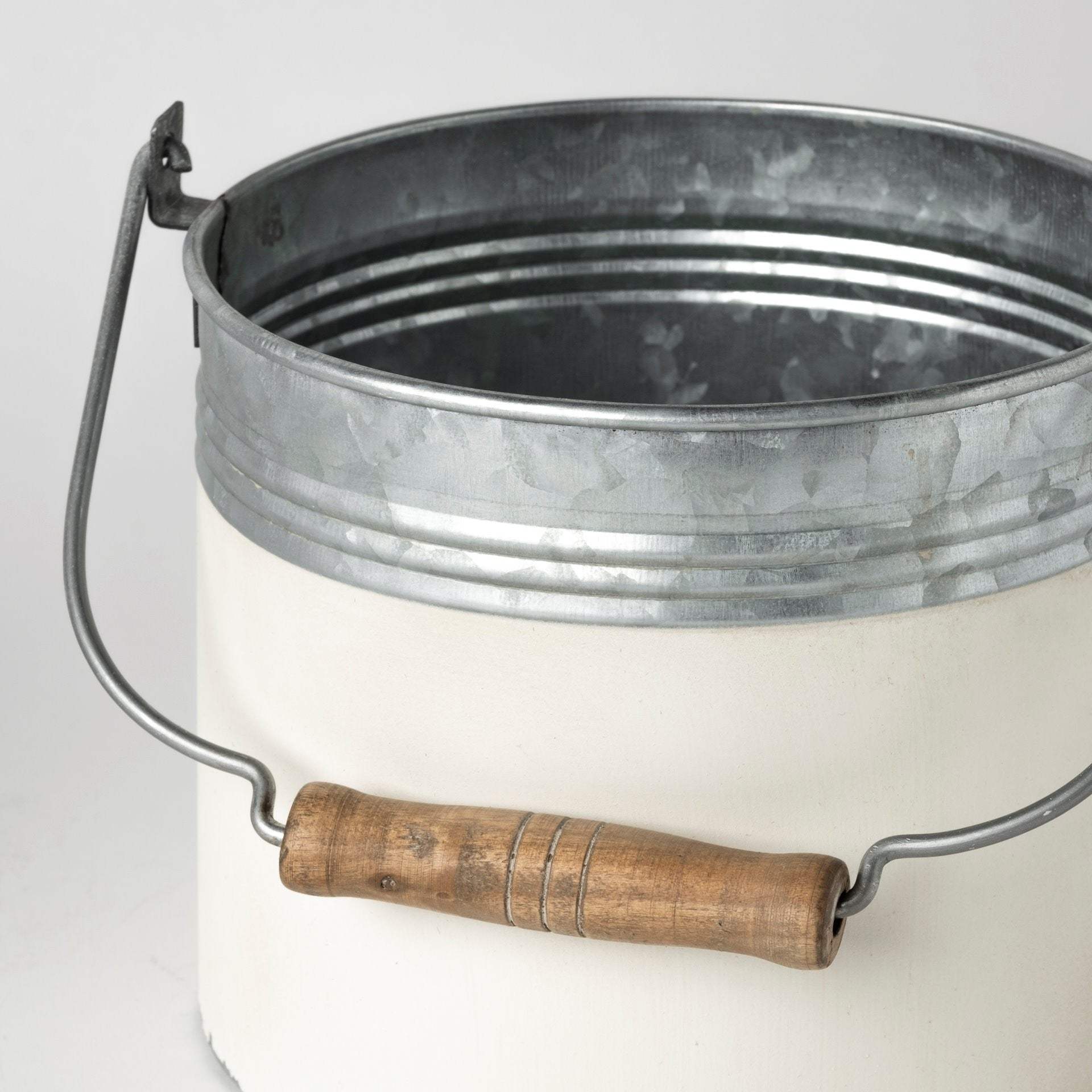 Set Of Three Rustic White Metal Storage Cans - Homeroots - Flyclothing LLC